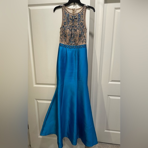 Say Yes To The Prom Dresses & Skirts - Elegant Mermaid Style Blue Embellished Prom Dress
